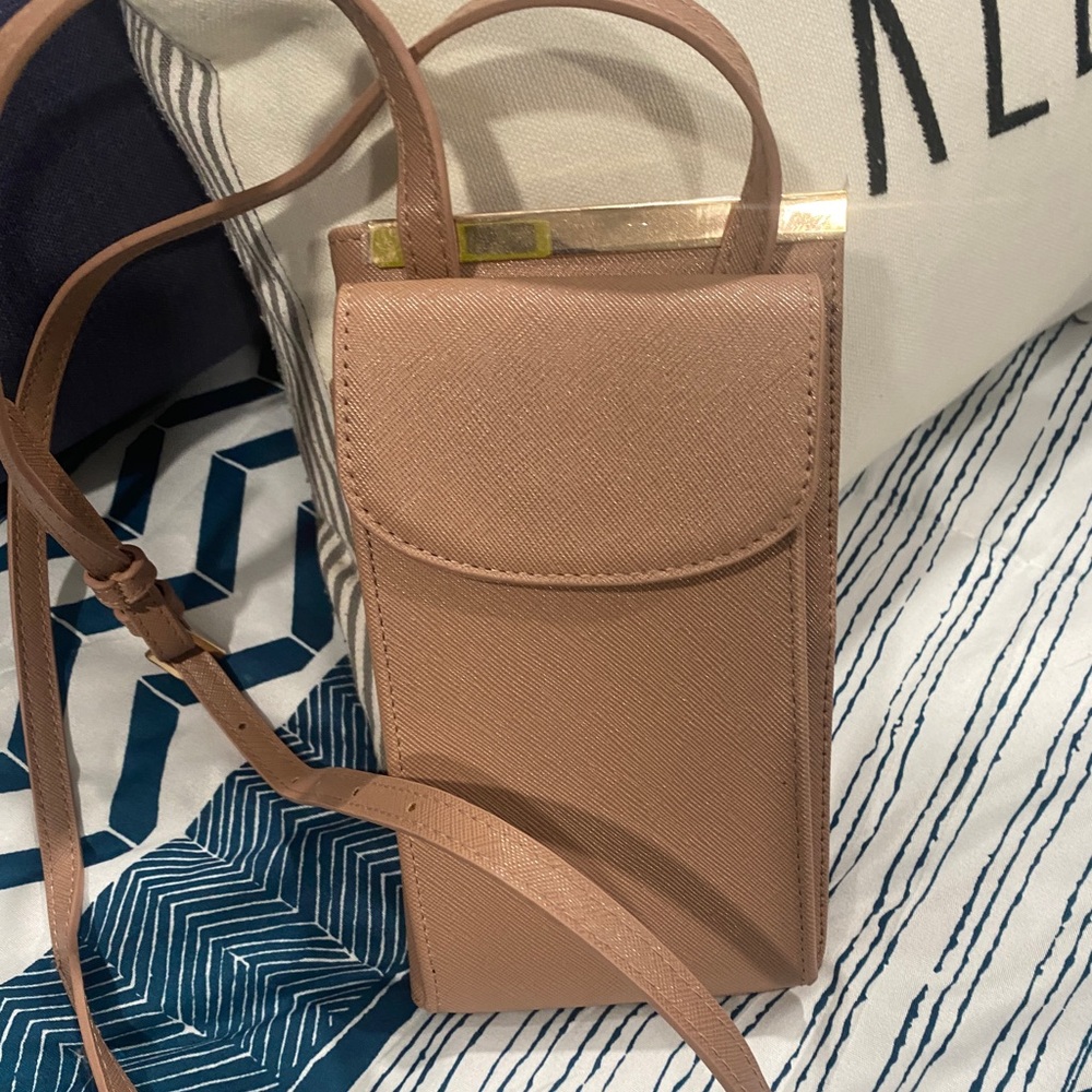Cross body wallet